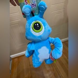 - Brand Snug Arooz Dog Toy crinkle and Squeak 12”